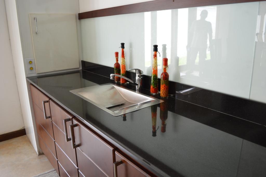 Star Class Comfort In Capital City Battaramulla Kamer foto